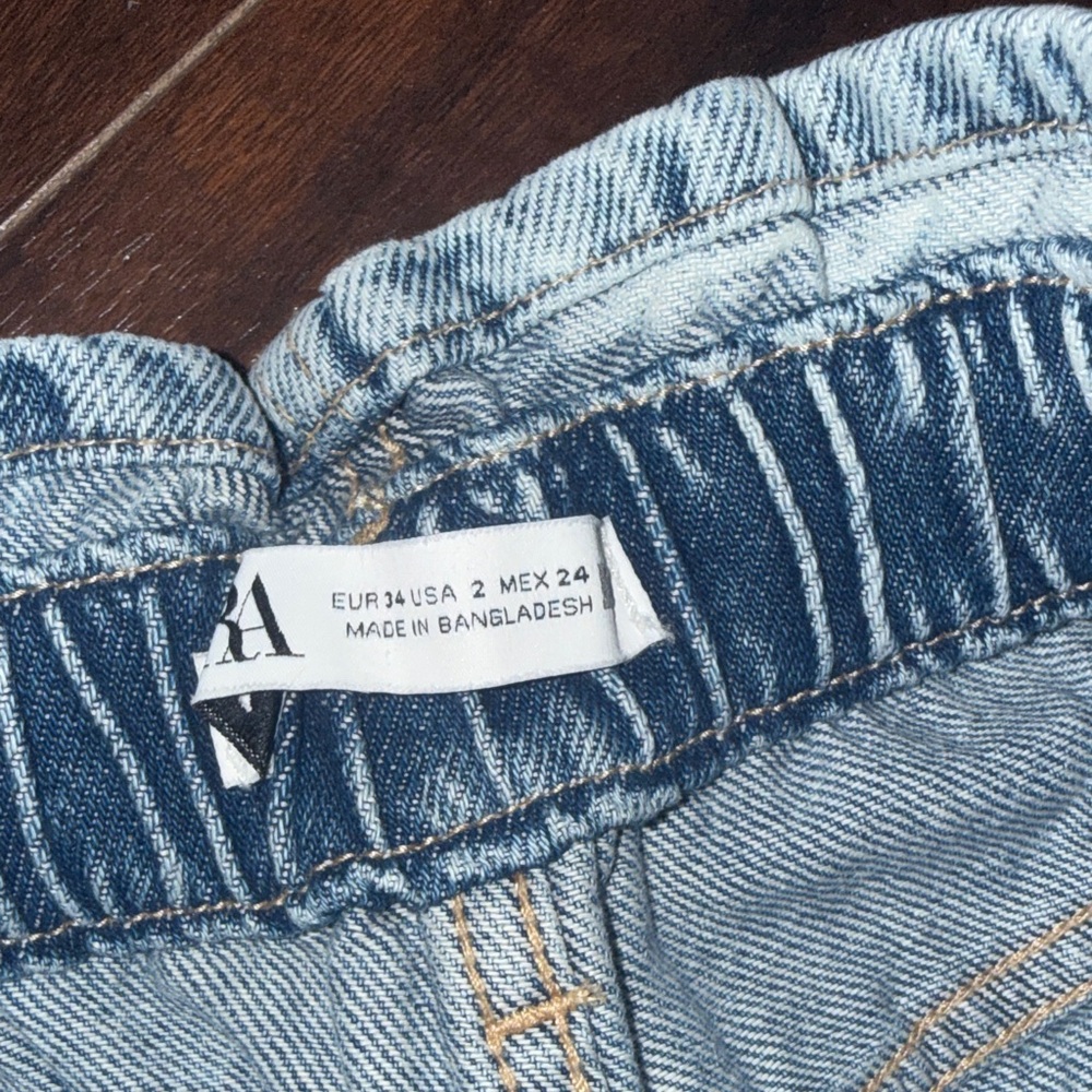 High-Waist Light Blue Denim Women’s Shorts - Picture 4 of 5